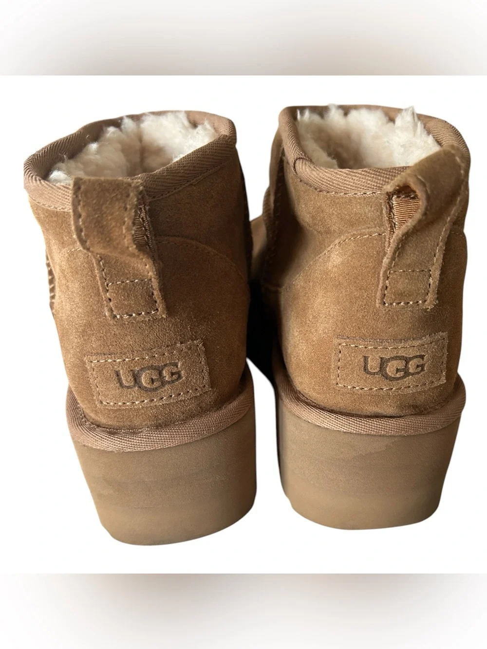 UGG® Classic Ultra Mini Platform Boot - Chestnut, Size 10, NWOT Display pair